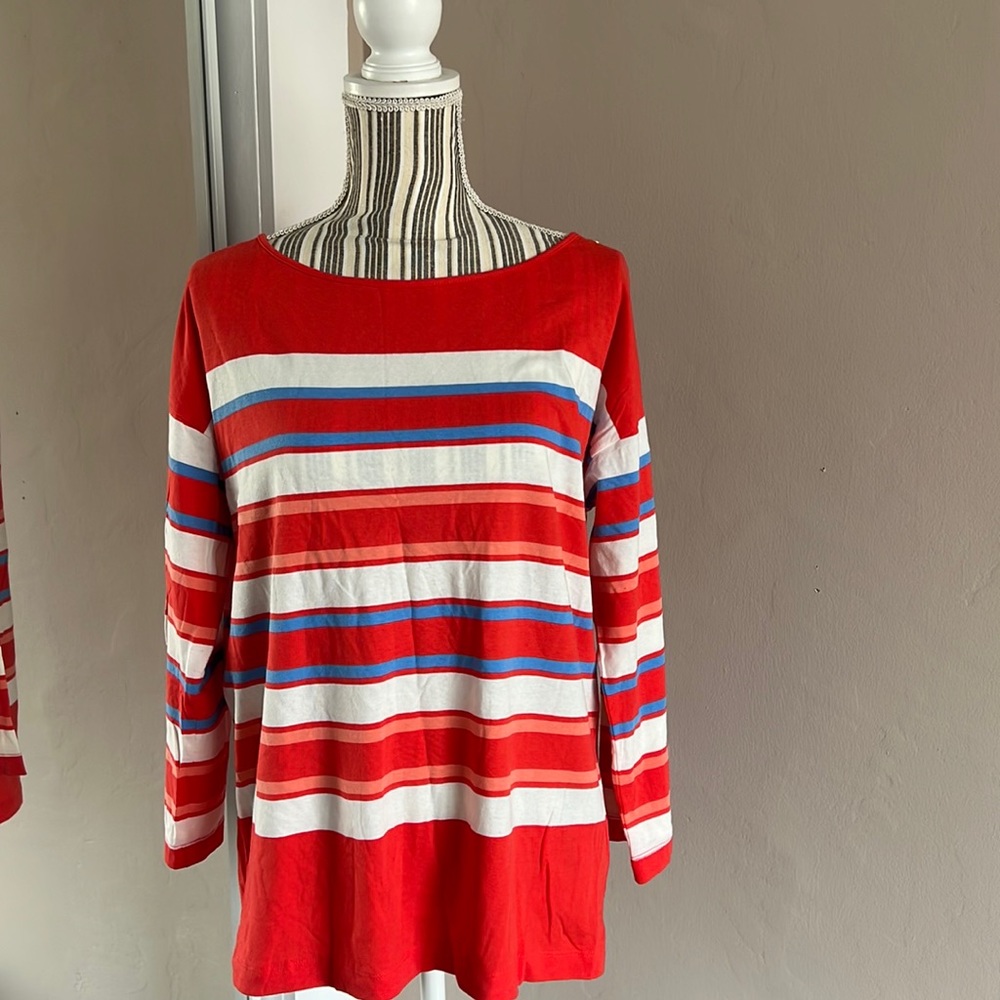 BRAND NEW top - sweater!